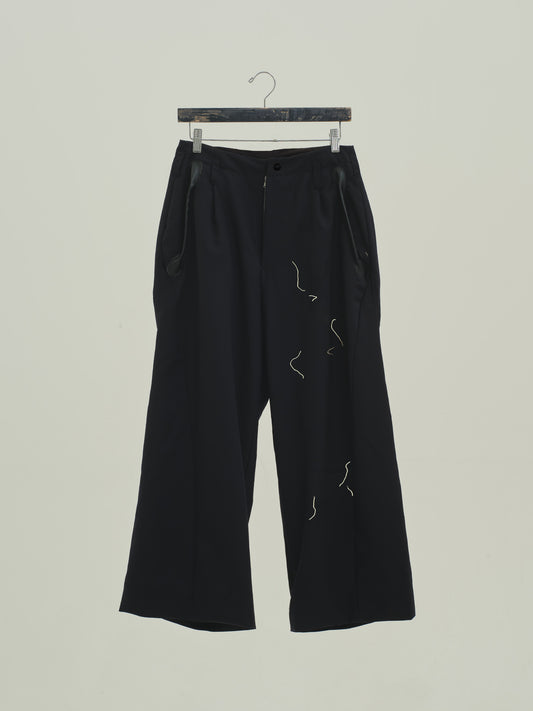 Lint pants