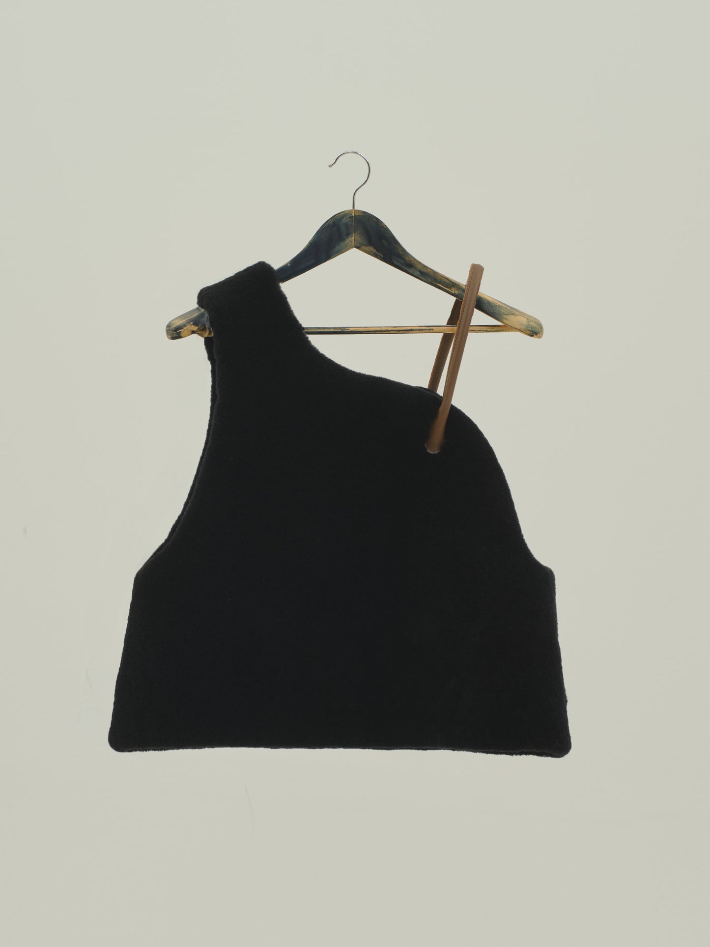 Sleeveless Mouton / black