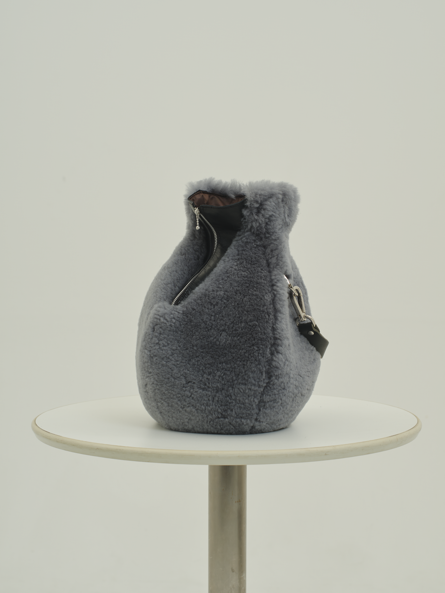 JAR bag / vessel blue