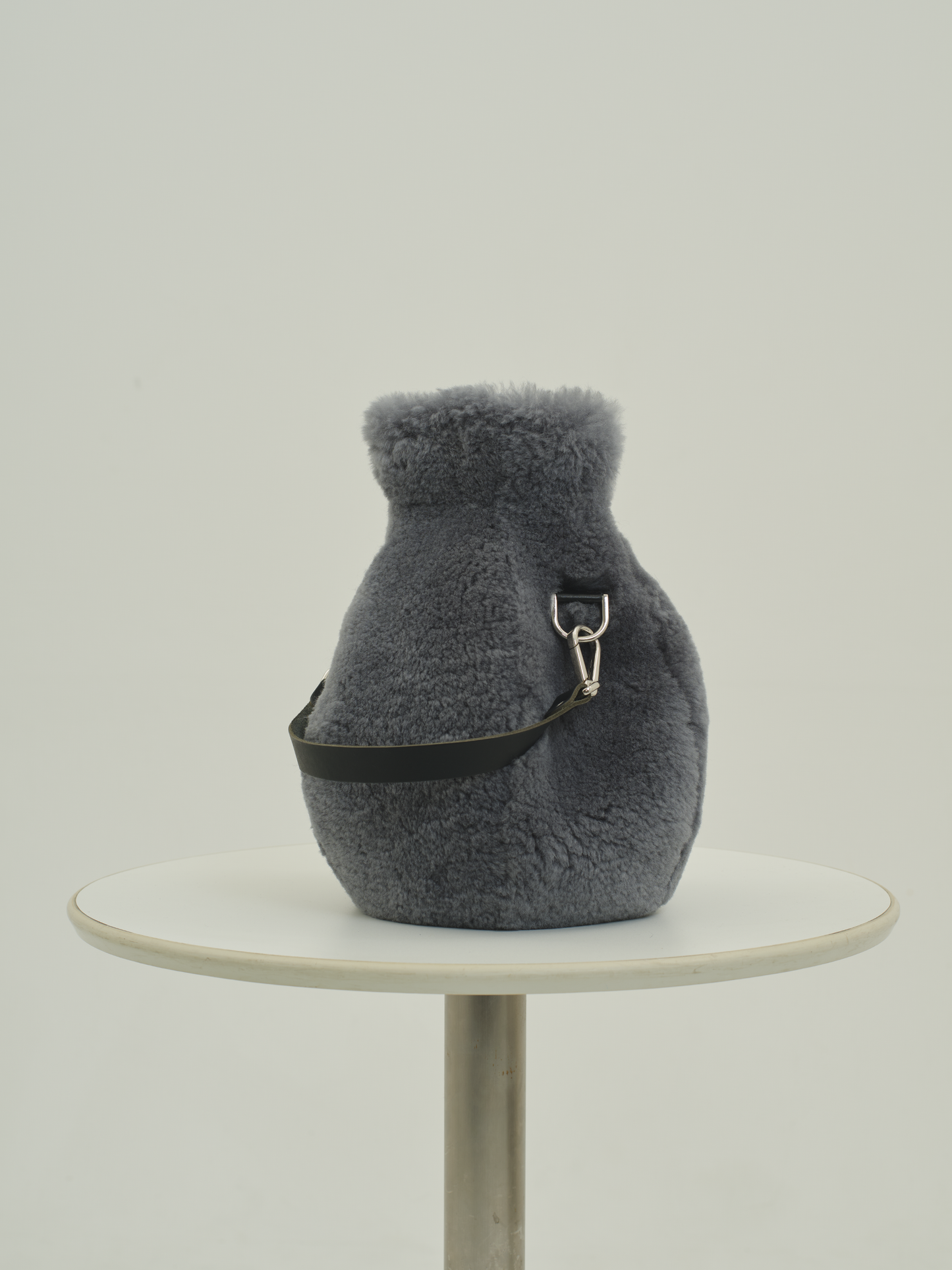 JAR bag / vessel blue